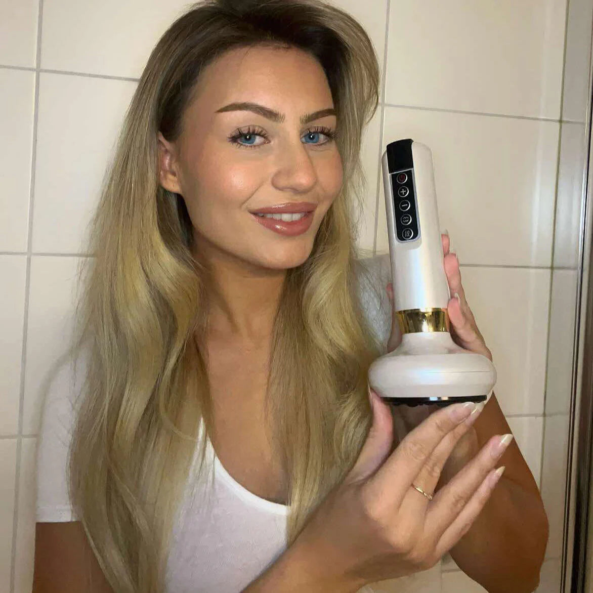 Celure Anti-Celluliter Massage